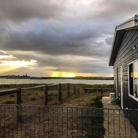 Coorong Island Retreat - Farm Stay At Pet Friendly Property Meningie ภายนอก รูปภาพ